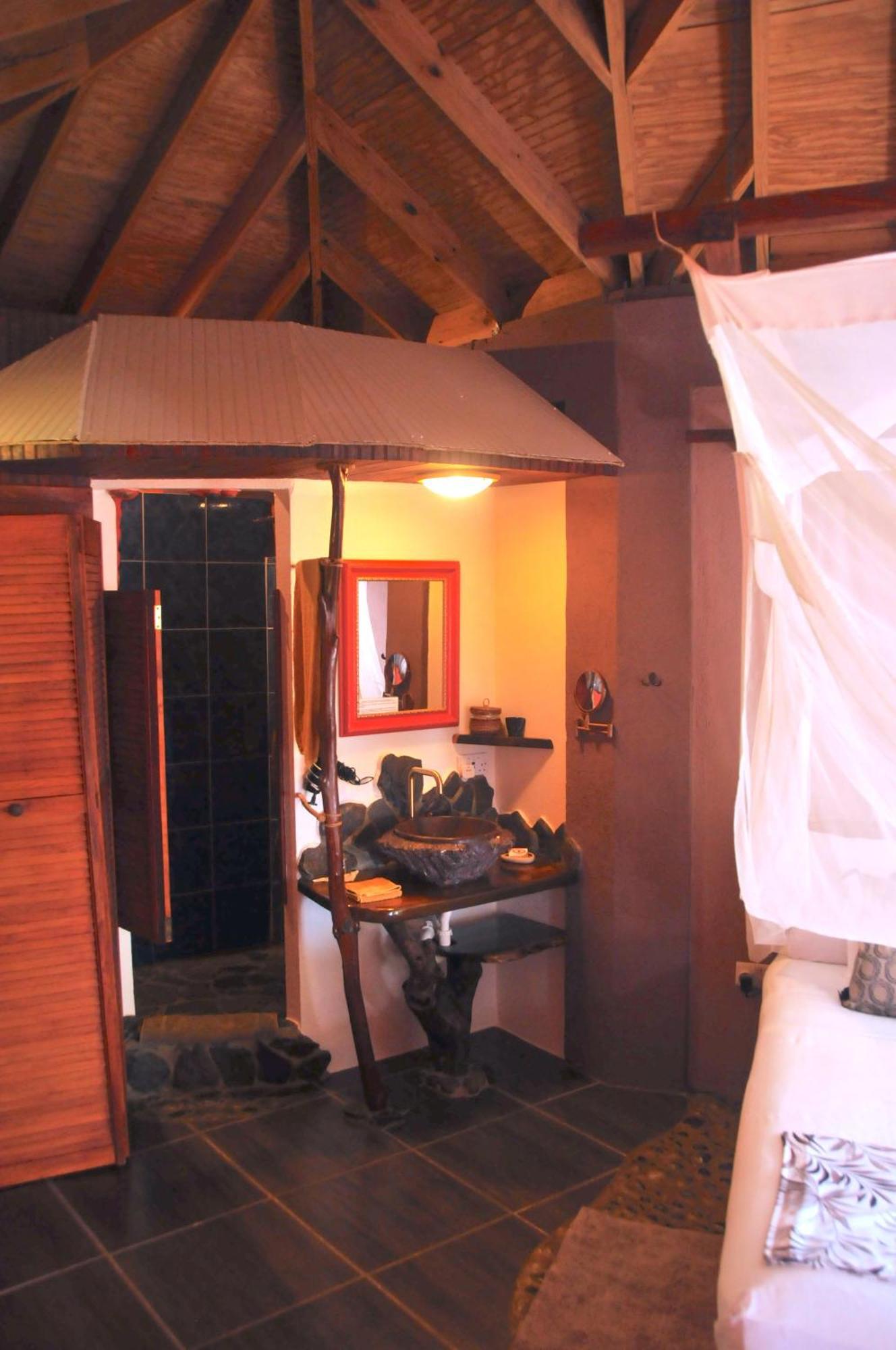 Mango Island Lodges Saint Joseph Exterior photo