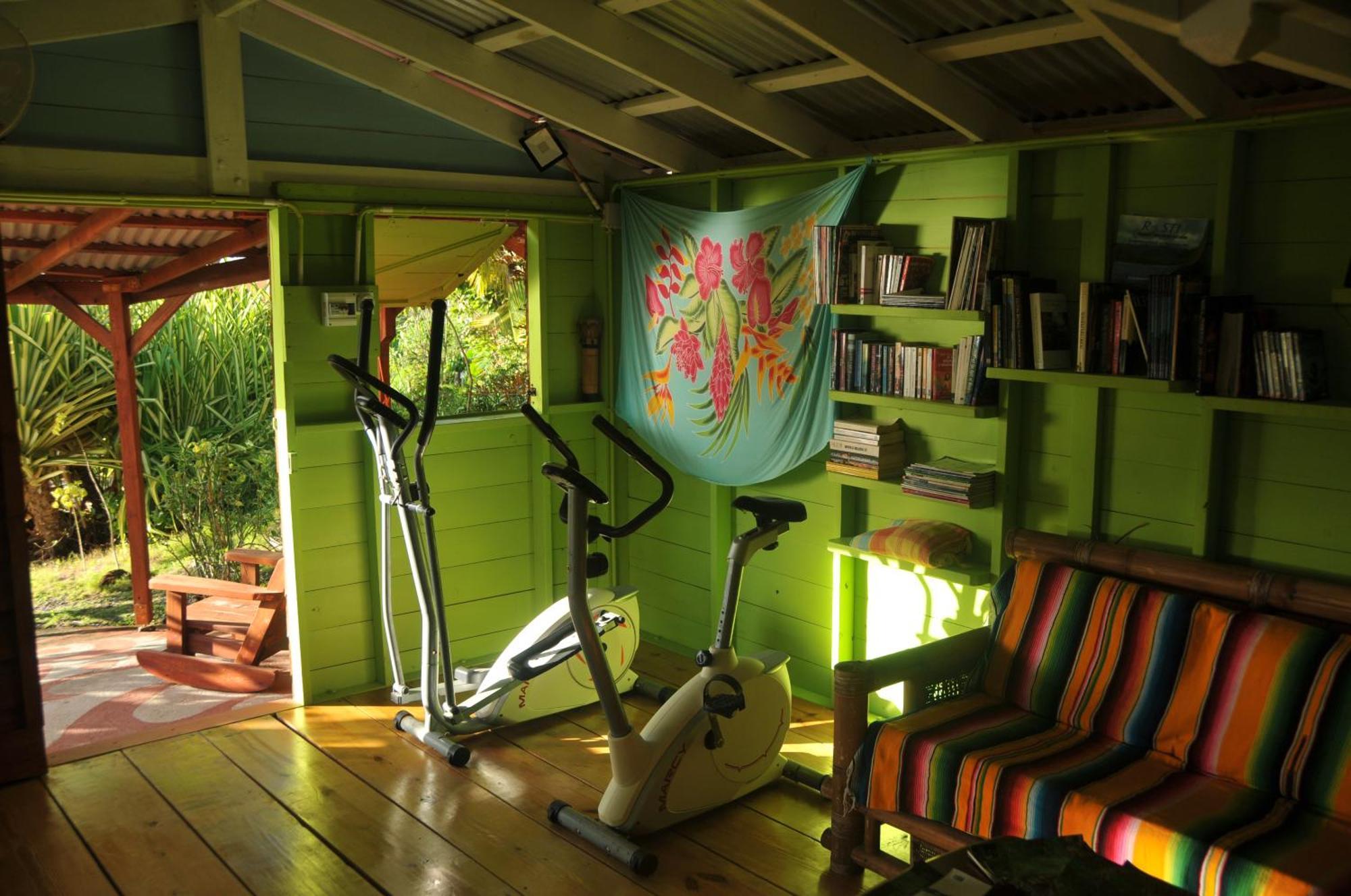 Mango Island Lodges Saint Joseph Exterior photo