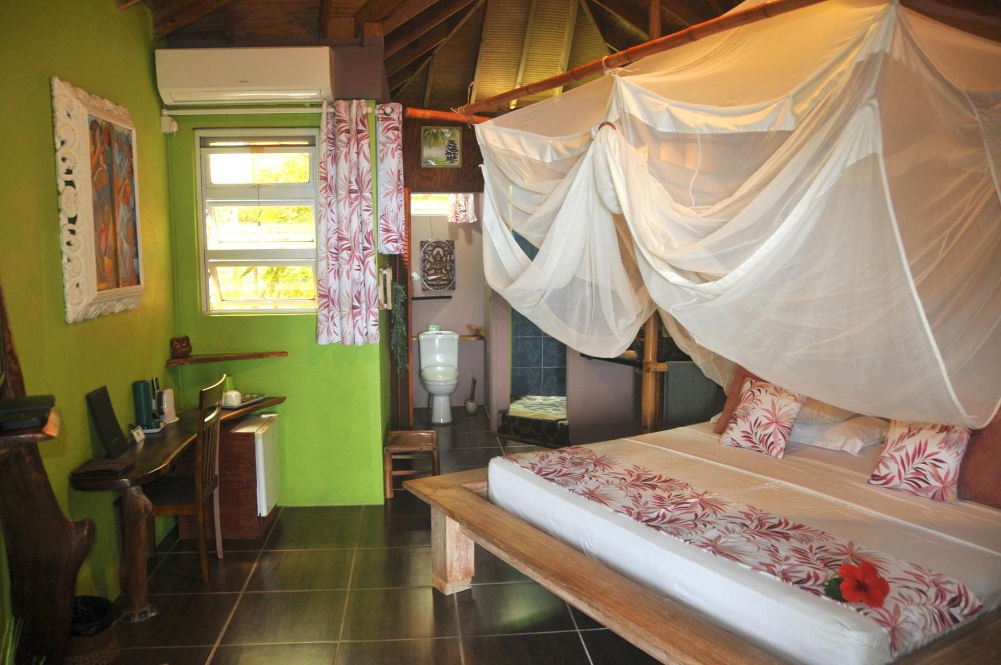 Mango Island Lodges Saint Joseph Exterior photo
