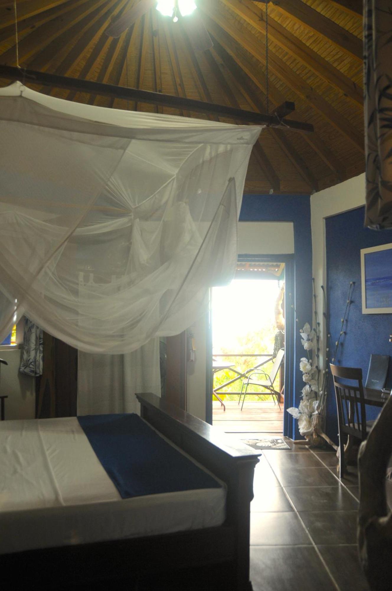 Mango Island Lodges Saint Joseph Exterior photo